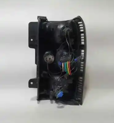 Second-hand car spare part left tailgate light for mitsubishi montero (v20/v40) 2500 td gl oem iam references 4d56  86130