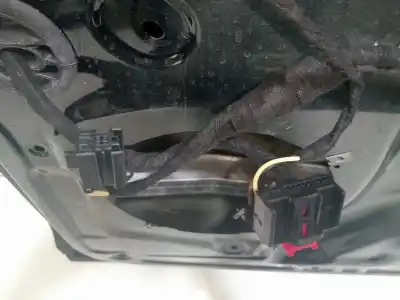 Recambio de automóvil de segunda mano de puerta delantera derecha para audi q7 (4l) v6 3.0 tdi (176kw) ambiente referencias oem iam 4l0831812  