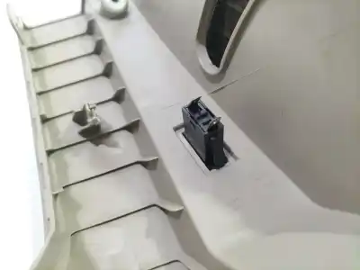 Second-hand car spare part glove compartment for ssangyong kyron 200 xdi limited oem iam references 7672009000  
