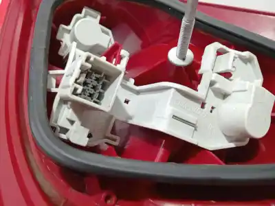 Second-hand car spare part left tailgate light for ford fiesta (cb1) ghia oem iam references 8a6113405  