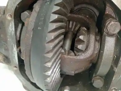 Second-hand car spare part front differential for mitsubishi montero (v20/v40) 2500 td gl oem iam references 4d56td  