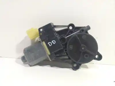 Tweedehands auto-onderdeel RAAMMOTOR RECHTS VOOR voor FORD FIESTA (CB1)  OEM IAM-referenties 0130822407  