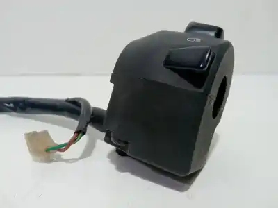 Second-hand car spare part headlights switch for yamaha x-max x-max 125 momodesign (se54) oem iam references x-max 125 momodesign (se54) 2013 - 0 125.0 14cv 0  