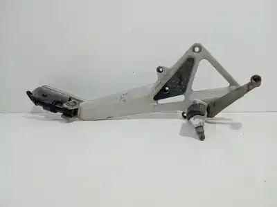 Pièce détachée automobile d'occasion marche pieds pour voiture pour honda cb hornet cb 600 f hornet (pc34) références oem iam cb hornet cb 600 f hornet (pc34) (2002 - 2006) 600