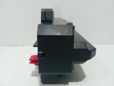 Second-hand car spare part fuse box unit for bmw 7 (e65, e66, e67) 745 d oem iam references 7 (e65, e66, e67) 745 d 2005 - 2008  