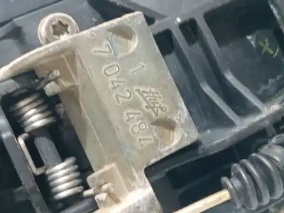 Автозапчасти б/у задняя левая наружная ручка за land rover range rover iii (l322) 4.4 4x4 ссылки oem iam 7042484  