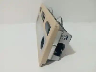 Автозапчасти б/у внутренний свет за land rover range rover iii (l322) 4.4 4x4 ссылки oem iam 2ja007713  