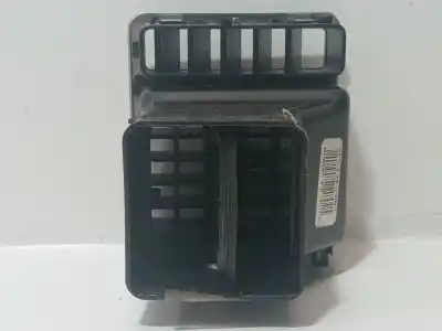 Автозапчастина б/у аераційна решіта для land rover range rover iii (l322) 4.4 4x4 посилання на oem iam h52400282060  