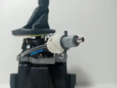 Pezzo di ricambio per auto di seconda mano leva del cambio per land rover range rover iii (l322) 4.4 4x4 riferimenti oem iam range rover iii (l322) 4.4 4x4 (2002 - 2005  