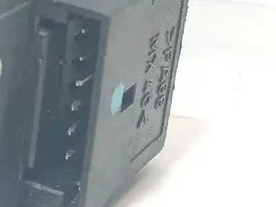 Pezzo di ricambio per auto di seconda mano interruttore per land rover range rover iii (l322) 4.4 4x4 riferimenti oem iam 8352291  