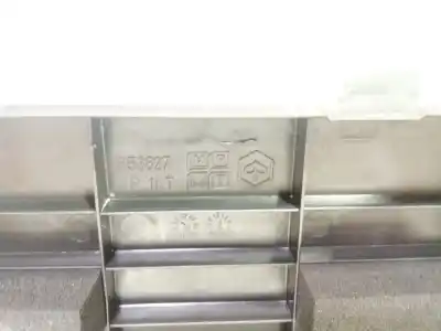 Pezzo di ricambio per auto di seconda mano modanatura per piaggio x7 x7 125 (m62) riferimenti oem iam 653827  