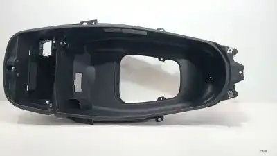 Second-hand car spare part decorative moulding for piaggio x7 x7 125 (m62) oem iam references x7 x7 125 (m62) 2008 - 2012