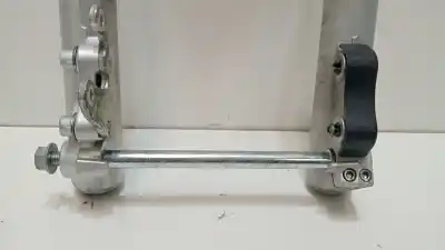 Second-hand car spare part front shock absorber set for piaggio x7 x7 125 (m62) oem iam references x7 x7 125 (m62) 2008 - 2012 124.0  