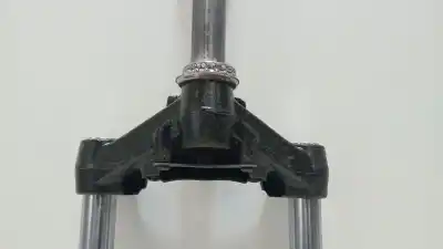 Second-hand car spare part front shock absorber set for piaggio x7 x7 125 (m62) oem iam references x7 x7 125 (m62) 2008 - 2012 124.0  
