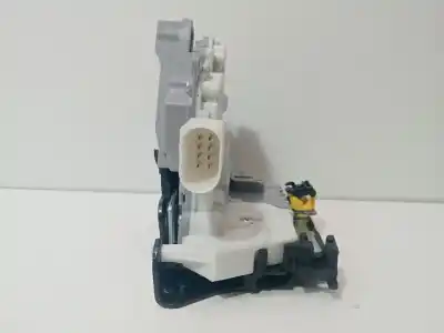 Pezzo di ricambio per auto di seconda mano serratura porta posteriore sinistra per seat leon (1p1) 1.9 tdi riferimenti oem iam 1p0839015  