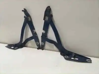 Second-hand car spare part Bonnet Hinge for AUDI A4 BERLINA (8E) 2.5 TDI (120kW) OEM IAM references 8E5827302C  83291