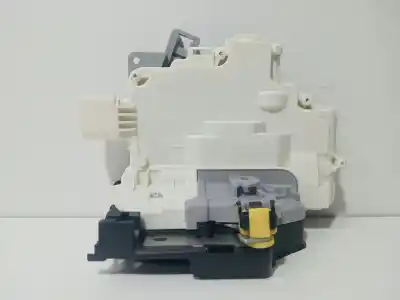 Peça sobressalente para automóvel em segunda mão FECHADURA DA PORTA TRASEIRA ESQUERDA por SEAT LEON (1P1)  Referências OEM IAM 1P0839015  