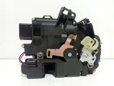 Second-hand car spare part front right door lock for audi a4 avant (8e) 2.5 tdi quattro (132kw) oem iam references 4b1837016g  