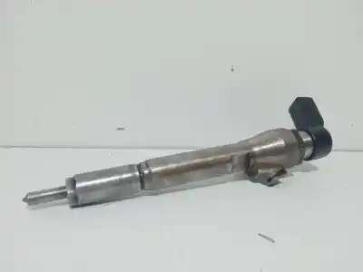 Peça sobressalente para automóvel em segunda mão INJETOR por SEAT LEON (1P1) 2.0 TDI 16V Referências OEM IAM 03L130277D  
