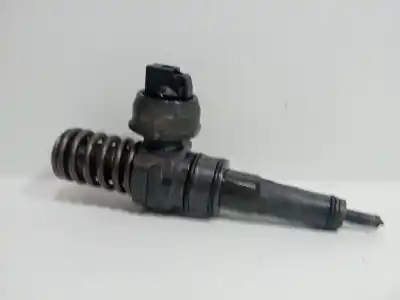 Second-hand car spare part INJECTOR for SEAT IBIZA IV SC (6J1, 6P5)  OEM IAM references 038130073AG  