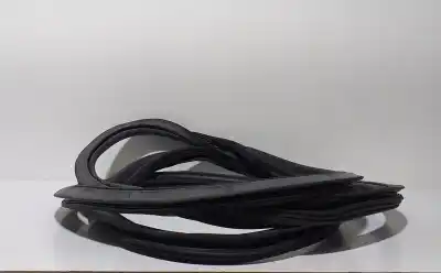 Автозапчастина б/у контур дверей гума для audi q5 (8r) 2.0 tdi (125kw) посилання на oem iam 8r0831721d  64792