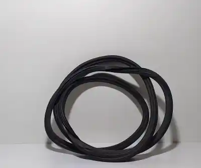 Автозапчастина б/у контур дверей гума для AUDI Q5 (8R) 2.0 TDI (125kW) Посилання на OEM IAM 8R0833721D  64795