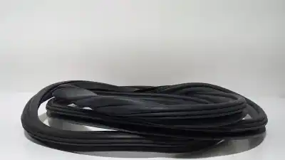 Автозапчастина б/у контур дверей гума для audi q5 (8r) 2.0 tdi (125kw) посилання на oem iam 8r0833721d  64795