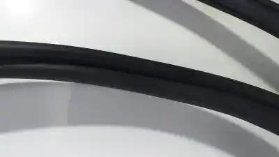 Автозапчастина б/у контур дверей гума для audi q5 (8r) 3.0 v6 24v tdi посилання на oem iam 8r0833721d  68623