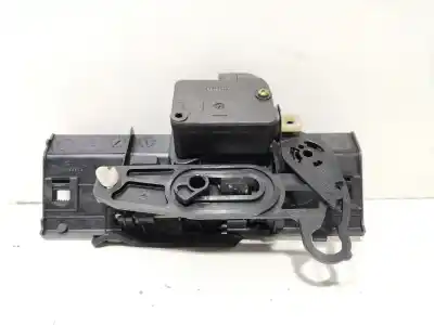 Second-hand car spare part engine cover for toyota corolla (e12) 2.0 d-4d linea sol berlina oem iam references 12611-27010  83592