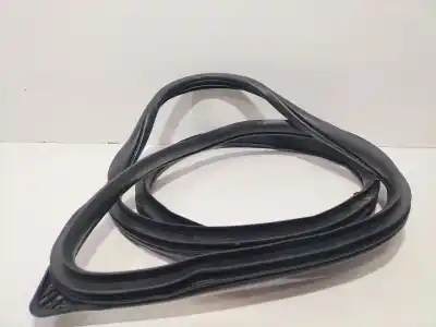 Автозапчасти б/у контур двери резиновый за HYUNDAI I20 II (GB, IB) 1.2 ссылки OEM IAM G4LA  