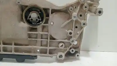 Peça sobressalente para automóvel em segunda mão charrió / suporte de eixo dianteiro por audi a3 (8p1) 1.6 tdi referências oem iam 1k0199313al  