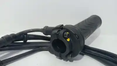 Second-hand car spare part throttle grip for piaggio x7 x7 125 (m62) oem iam references   