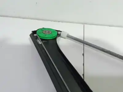 Pezzo di ricambio per auto di seconda mano alzacristalli anteriore destro per audi a3 (8p1) 1.6 tdi riferimenti oem iam   