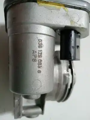 Peça sobressalente para automóvel em segunda mão borboleta de admissão por audi a3 (8p) 2.0 tdi ambiente (dpf) referências oem iam 038128063g  