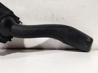 Peça sobressalente para automóvel em segunda mão comutador de piscas  por audi a3 (8p1) 1.6 tdi referências oem iam 8p0953513e  