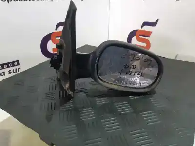 Автозапчасти б/у ЗАДНИЙ ВИД СПРАВА за RENAULT CLIO II FASE II (B/CB0)  ссылки OEM IAM   