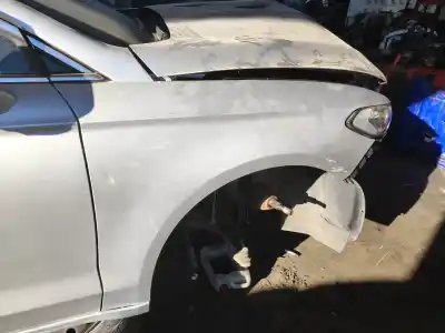Gebrauchtes Autoersatzteil kotflügel vorne rechts zum ford mondeo turn. 2.0 ecoblue cat oem-iam-referenzen 