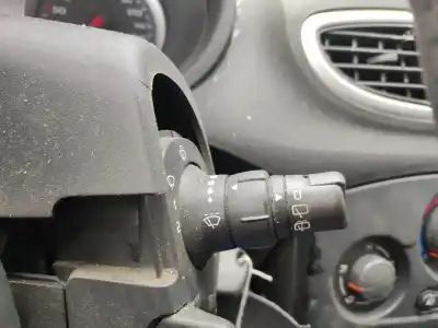 İkinci el araba yedek parçası TEMIZ KOMUT için RENAULT CLIO III  OEM IAM referansları 88103003197  