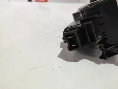 Автозапчастина б/у замок передній праві двері для dacia dokker 1.5 blue dci diesel fap cat посилання на oem iam   