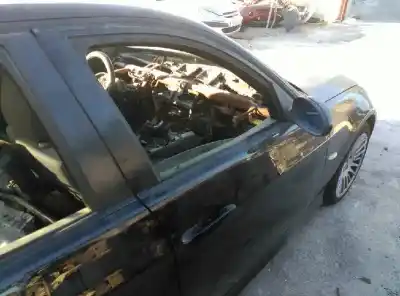 Peça sobressalente para automóvel em segunda mão porta dianteira direita por bmw serie 3 berlina (e90) 2.0 16v diesel referências oem iam 