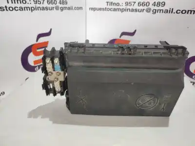 Автозапчасти б/у блок реле/предохранителей за opel astra j gtc 1.6 cdti dpf 136 cv / 100 kw ссылки oem iam 13302301  