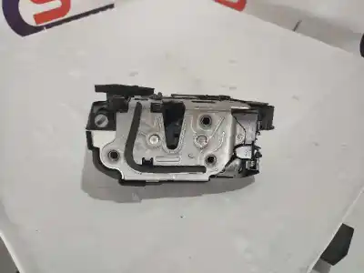 Автозапчастина б/у замок дверей заднього лівого для seat leon (5f1) 1.0 tsi посилання на oem iam 5k4839015af Автозапчастина б/у замок дверей заднього лівого для seat leon (5f1) 1.0 tsi посилання на oem iam 5k4839015af