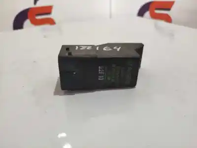 Second-hand car spare part glow plug for citroen c4 lim. 1.6 hdi fap oem iam references 9802424080