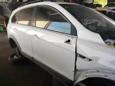Peça sobressalente para automóvel em segunda mão porta dianteira direita por chevrolet captiva 2.2 vcdi lt 2wd 163 cv / 120 kw referências oem iam   