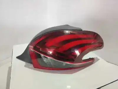 Second-hand car spare part right tailgate light for peugeot 208 1.6 blue-hdi fap oem iam references 9810430580