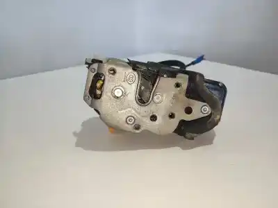 Pezzo di ricambio per auto di seconda mano serratura porta anteriore destra per opel zafira (c) innovation start/stop riferimenti oem iam 3023880rh1