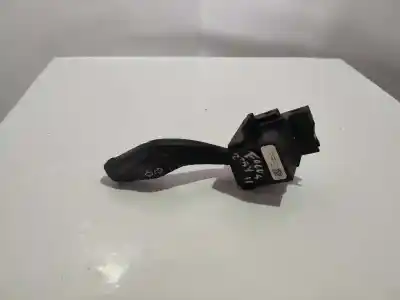 Peça sobressalente para automóvel em segunda mão comutador de piscas  por ford focus lim. (cb8) 1.6 tdci cat referências oem iam av6t13335ab