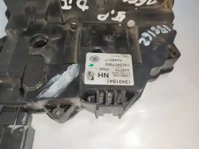 Автозапчастина б/у замок передніх дверей лівий для opel corsa e (x15) 1.3 cdti (08 68) посилання на oem iam 13431841  