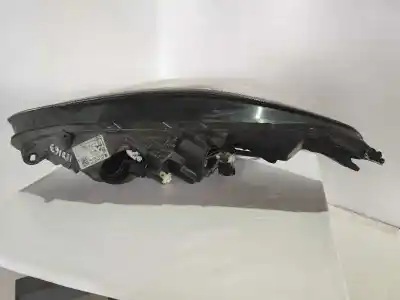 Second-hand car spare part right headlight for opel corsa e (x15) 1.3 cdti (08 68) oem iam references 39108227  