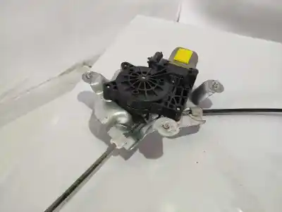 Second-hand car spare part passenger side right window regulator for ssangyong tivoli crystal 4x2 oem iam references   